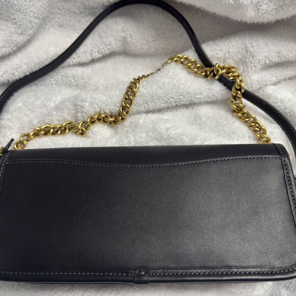 Coach Dinky Bag black. Like new. - Picture 5 of 8